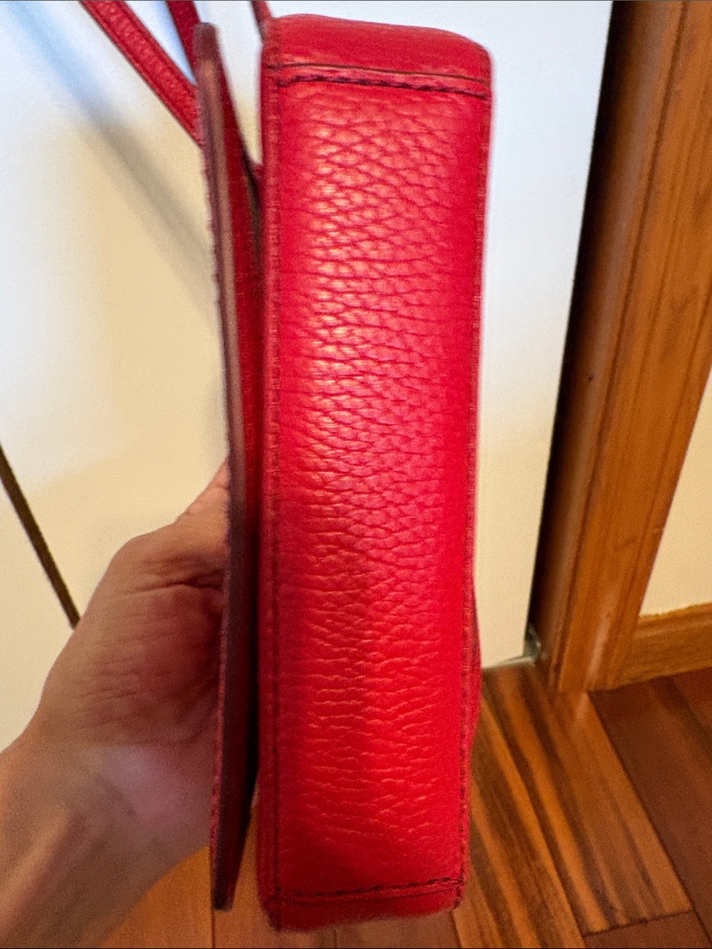 Marc Jacobs Red Pebbled Leather Mini Crossbody with Gold Logo - Picture 7 of 9